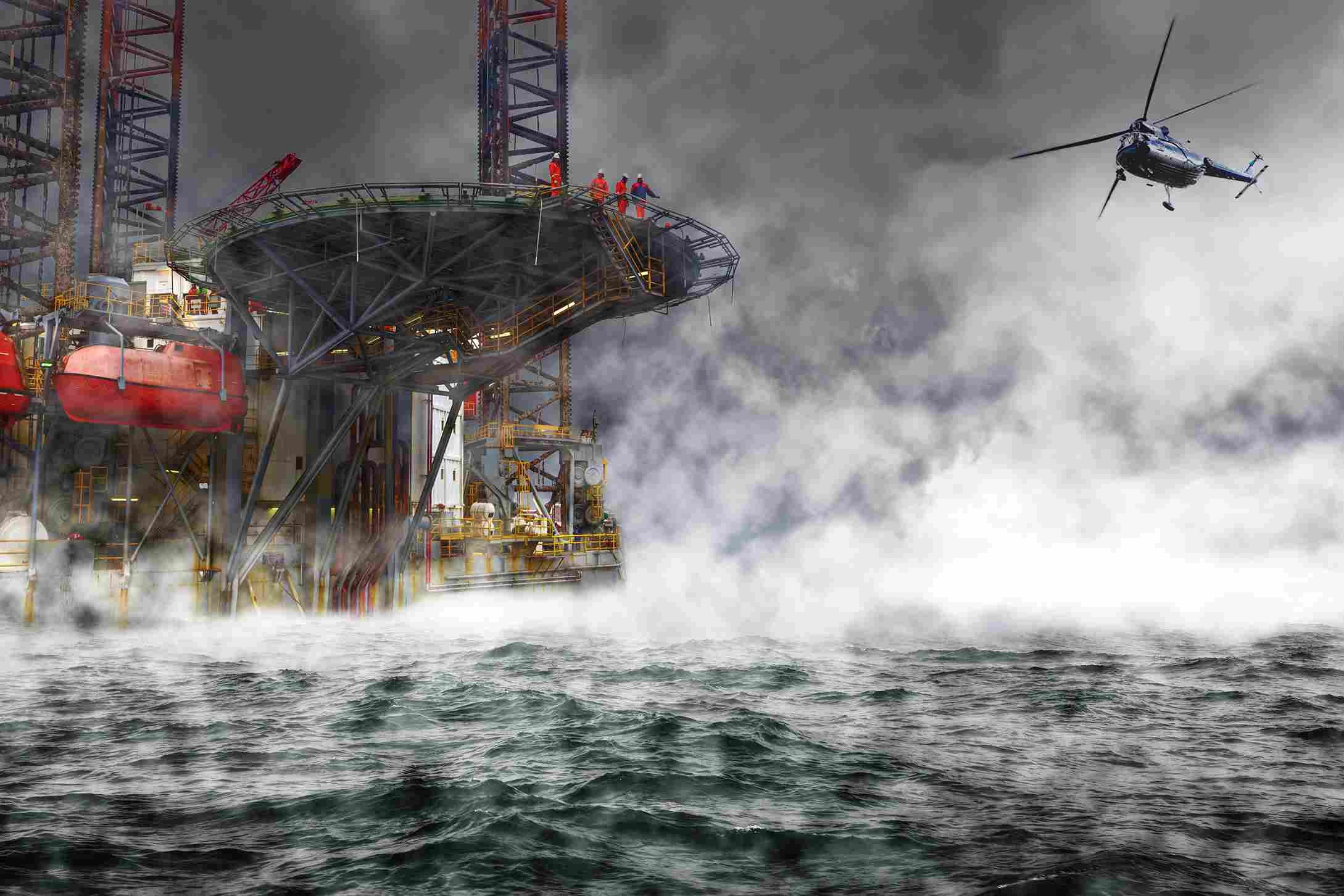 Oil Rig Accidents Differences Between Maritime Personal Injury Suits