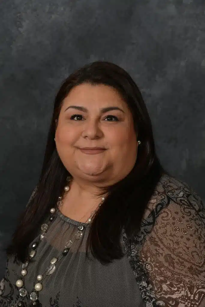 elizabeth lerma ware legal assistant img